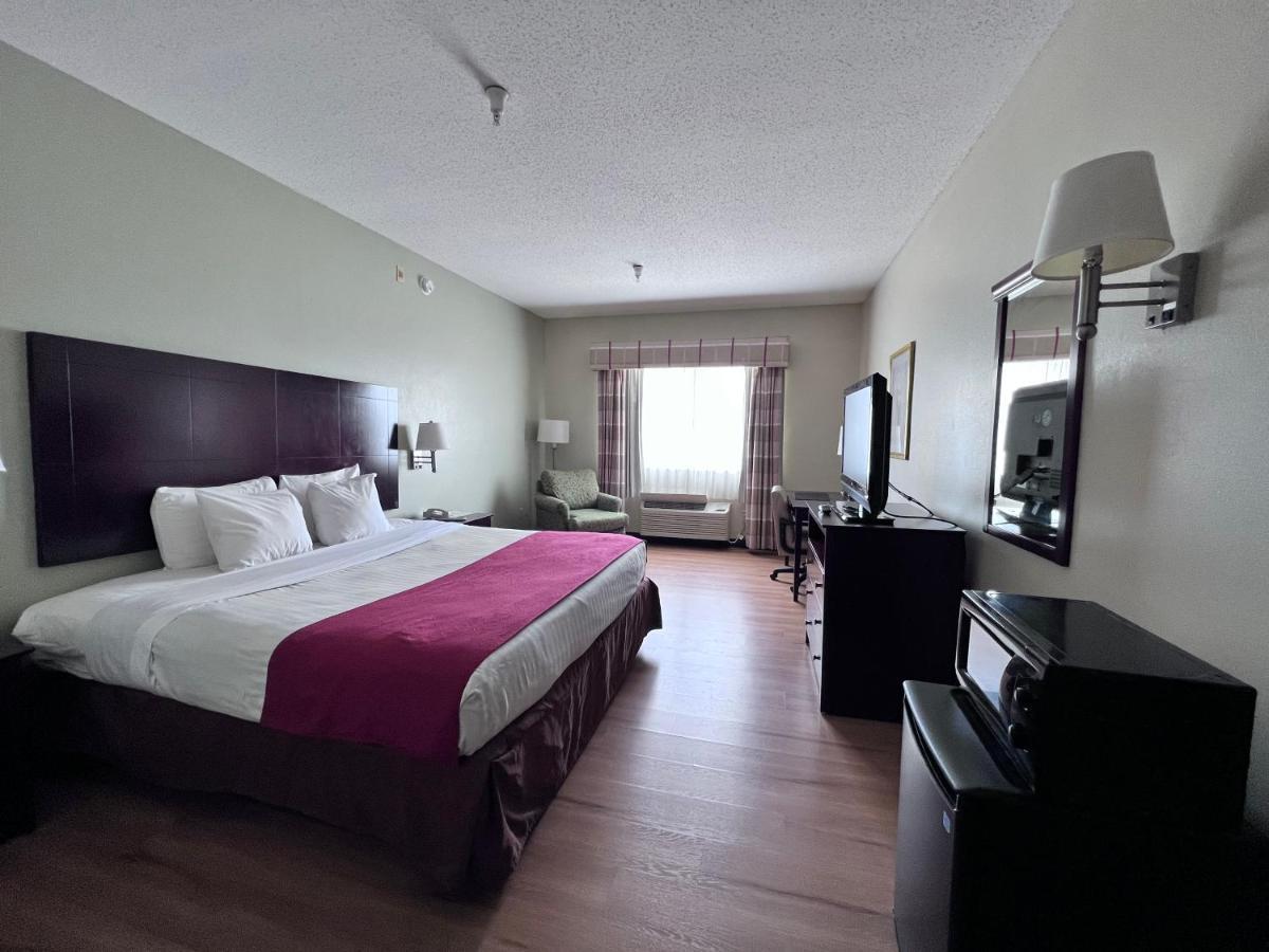 Americas Best Value Inn Wiggins Екстериор снимка